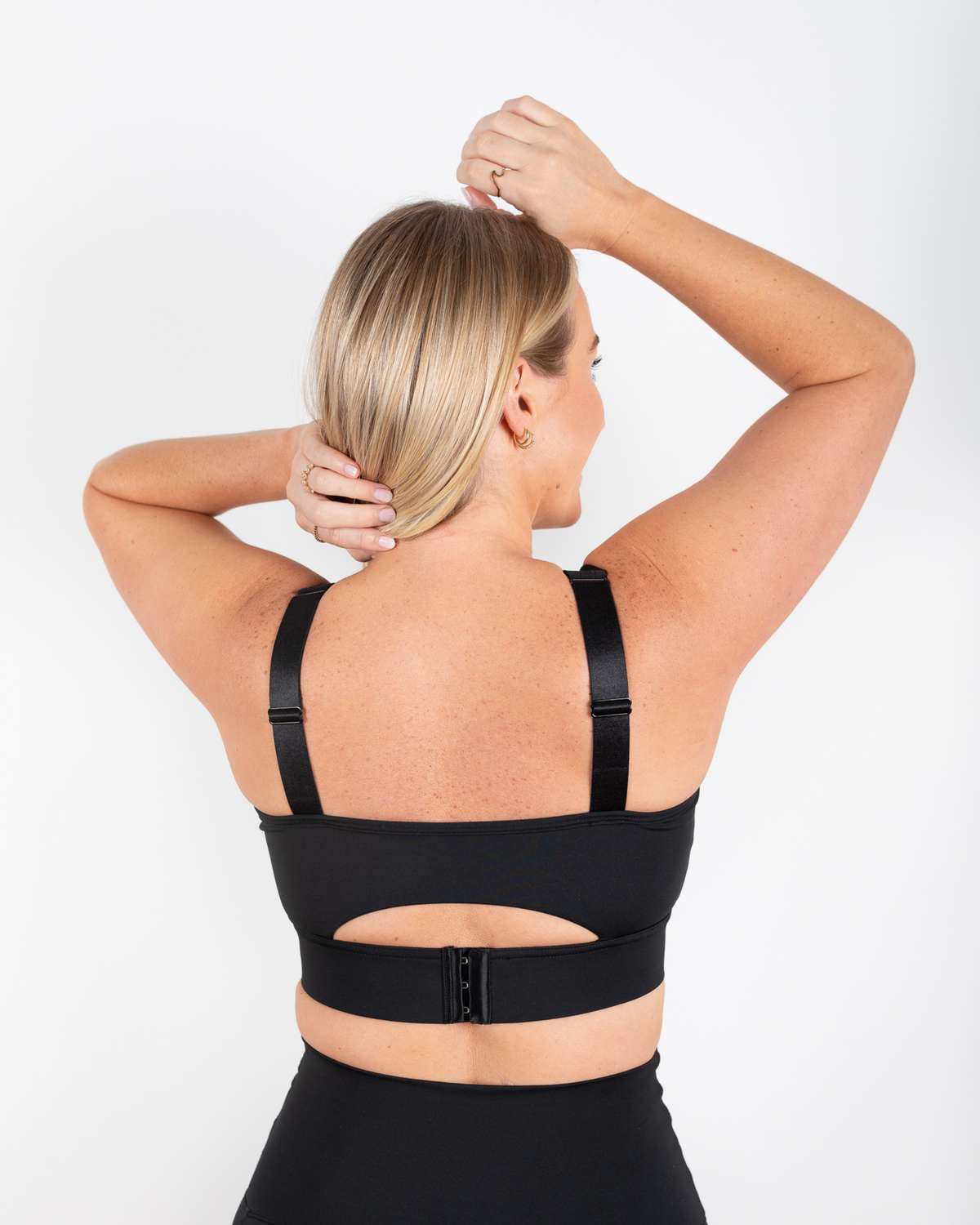 Staple Breastfeeding Crop (Black) - The Milk Boutique