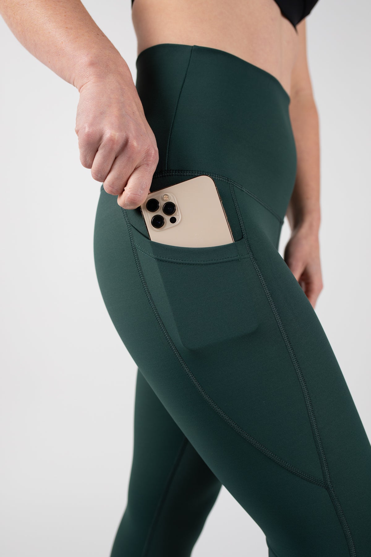 The Movement Legging 3 4 Forest Green The Milk Boutique